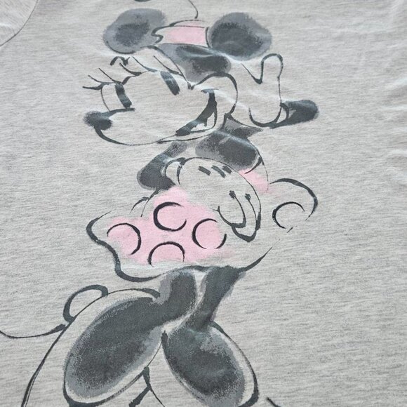 Disney Minnie Mouse Boxy T-Shirt Women's Size XL - Minnie Distressed Graphic - Picture 3 of 15